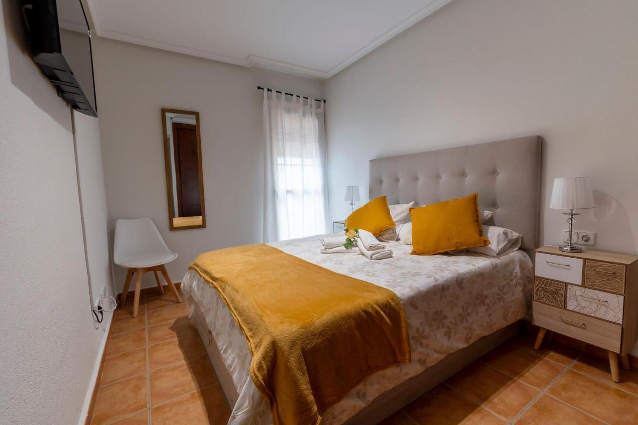 Apartamento Ático con terraza-solárium y piscina 4-6 personas WIFI A/C Roda Exterior foto