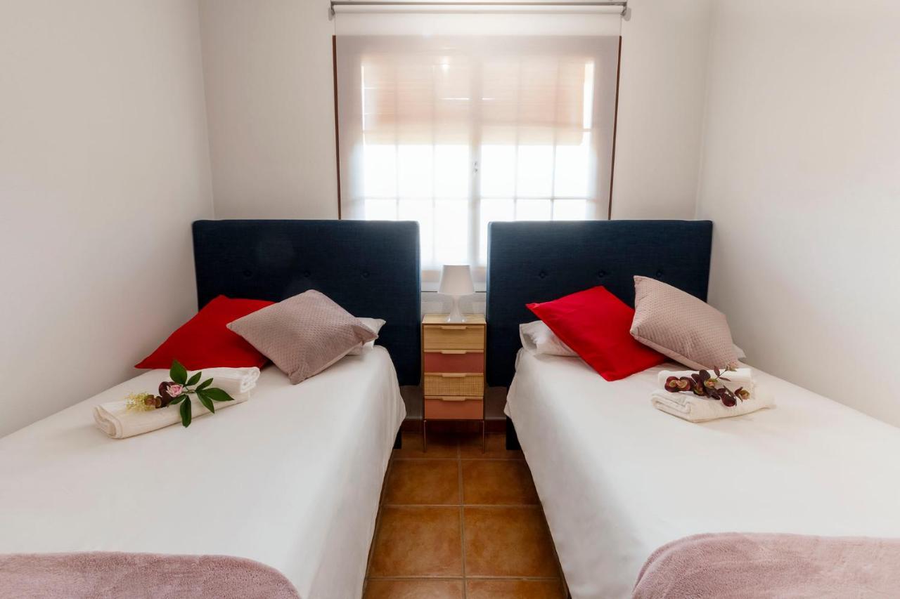 Apartamento Ático con terraza-solárium y piscina 4-6 personas WIFI A/C Roda Exterior foto